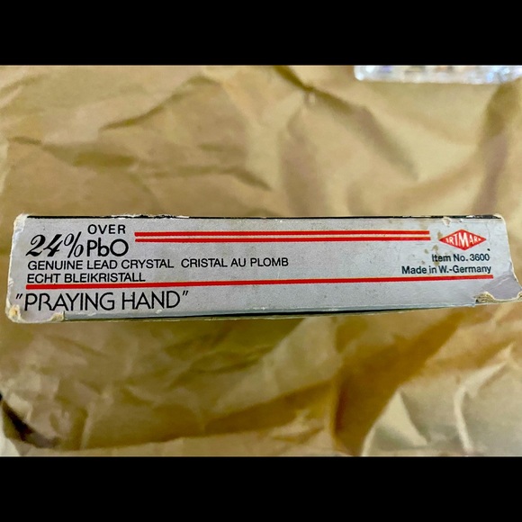 CRISTAL AU PLOMB, ECHT BLEKRISTAL OVER 24% LEAD “PRAYING HAND” BY ARTMARK 1988 - Picture 3 of 3